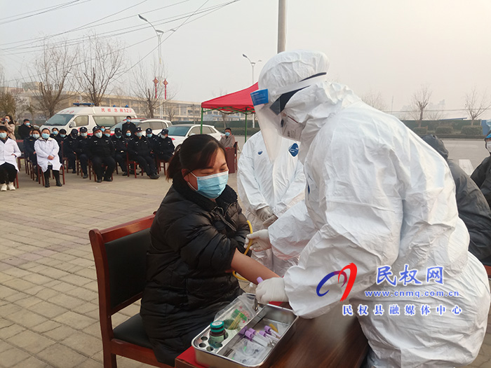 南華街道辦：開展疫情防控應(yīng)急演練，筑牢安全防線