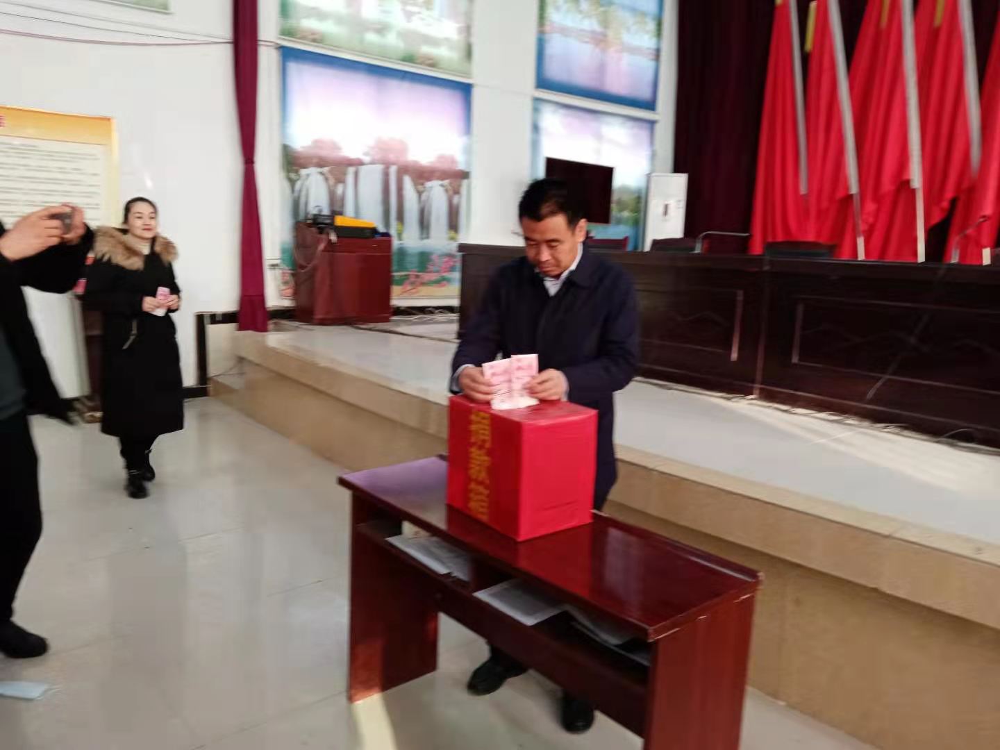 北關(guān)鎮(zhèn)：開(kāi)展“送溫暖、獻(xiàn)愛(ài)心”捐助活動(dòng)