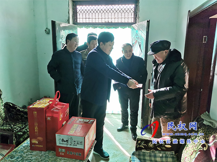 林七鄉(xiāng)走訪(fǎng)慰問(wèn)老黨員和退役軍人 林七鄉(xiāng)走訪(fǎng)慰問(wèn)老黨員和退役軍人