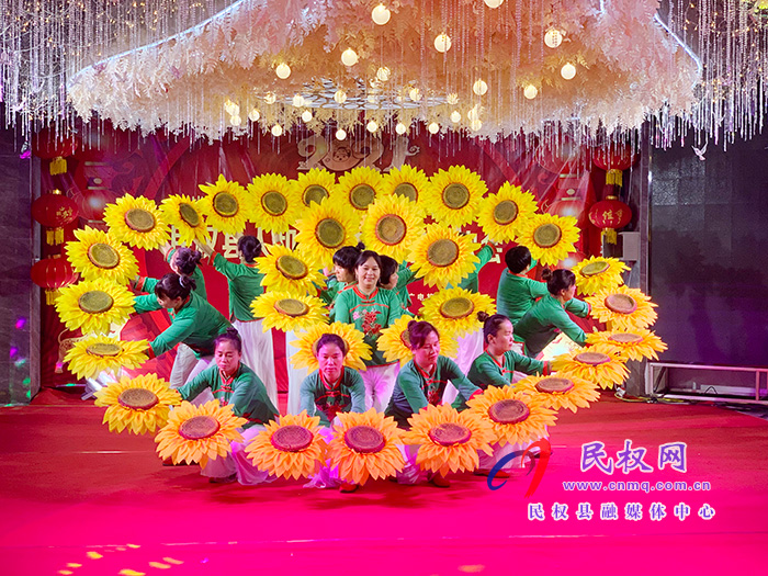 副縣長朱琳出席人和鎮(zhèn)“云上聯(lián)歡”春節(jié)聯(lián)歡會 副縣長朱琳出席人和鎮(zhèn)“云上聯(lián)歡”春節(jié)聯(lián)歡會