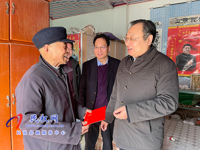 市委常委、常務(wù)副市長吳祖明節(jié)前到民新春走訪慰問困難群眾