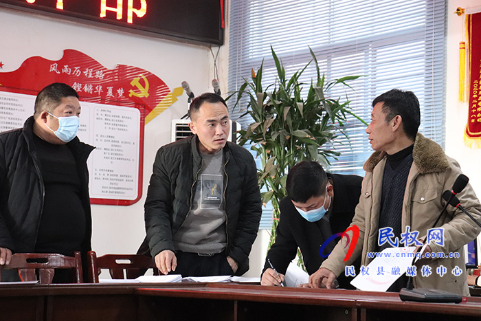 【春節(jié)我在崗】他們堅(jiān)守在疫情防控一線 【春節(jié)我在崗】他們堅(jiān)守在疫情防控一線