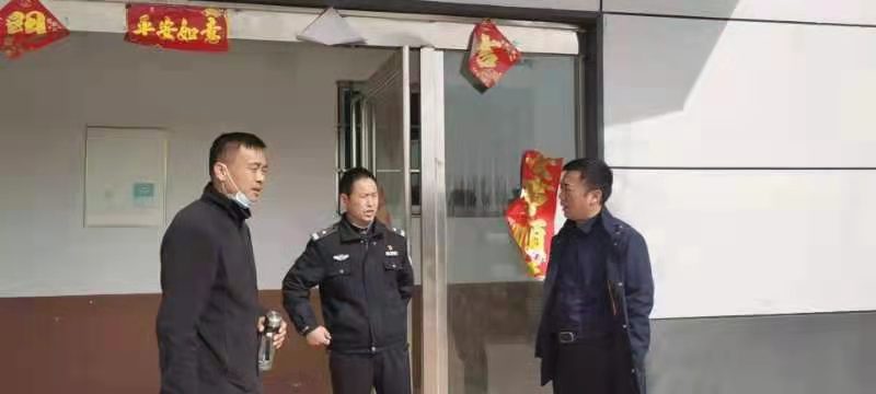 民權(quán)縣森林公安局深入林區(qū)開展禁毒宣傳活動(dòng) 民權(quán)縣森林公安局深入林區(qū)開展禁毒宣傳活動(dòng)