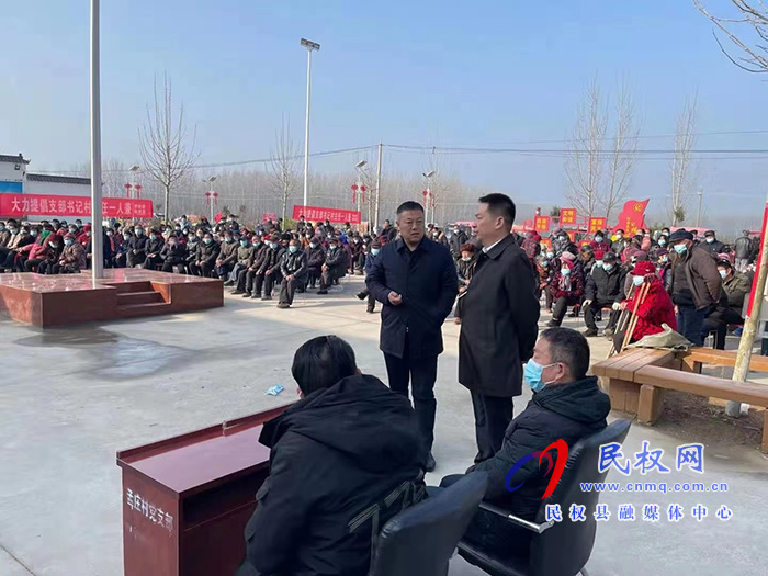 縣委常委、縣委辦公室主任孟亞松到野崗鎮(zhèn)督導村委換屆選舉工作