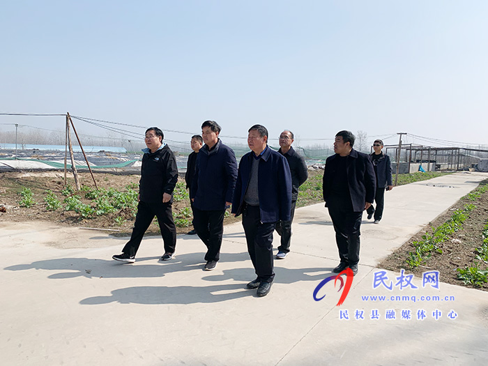 省水產(chǎn)研究院院長李治勛蒞民調(diào)研和指導特色水產(chǎn)養(yǎng)殖工作 省水產(chǎn)研究院院長李治勛蒞民調(diào)研和指導特色水產(chǎn)養(yǎng)殖工作