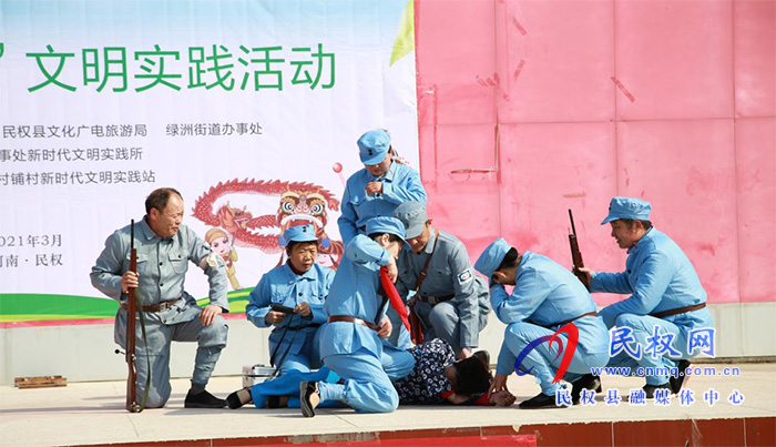 民權(quán)縣舉行文化志愿服務(wù)鄉(xiāng)村行活動(dòng) 民權(quán)縣舉行文化志愿服務(wù)鄉(xiāng)村行活動(dòng)