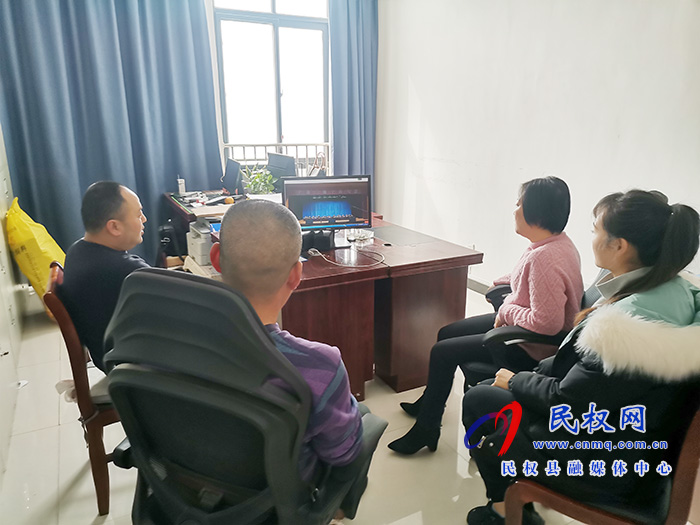 我縣各單位、鄉(xiāng)鎮(zhèn)（街道辦）組織收聽收看全縣三級干部大會直播實(shí)況