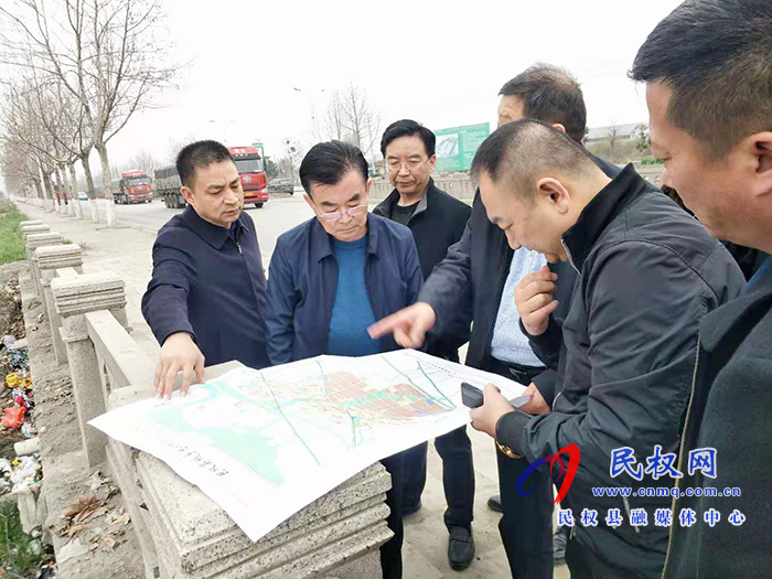 縣委副書記、縣長(zhǎng)張團(tuán)結(jié)會(huì)見西安龍發(fā)實(shí)業(yè)有限公司總經(jīng)理李云龍