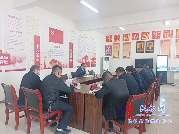 市委常委、常務(wù)副市長(zhǎng)吳祖明到龍?zhí)伶?zhèn)邢莊村開(kāi)展“三·五”基層工作日活動(dòng)