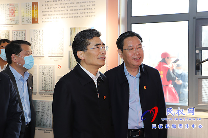 副省長、市委書記王戰(zhàn)營到我縣雙塔鎮(zhèn)秣坡村開展“三五”基層工作日活動