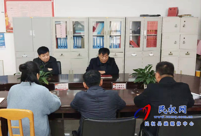 縣委編辦注重新考錄工作人員的教育培養(yǎng) 縣委編辦注重新考錄工作人員的教育培養(yǎng)