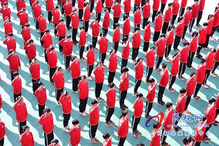 民權(quán)縣精英文武學(xué)校營造濃厚擁軍氛圍 民權(quán)縣精英文武學(xué)校營造濃厚擁軍氛圍