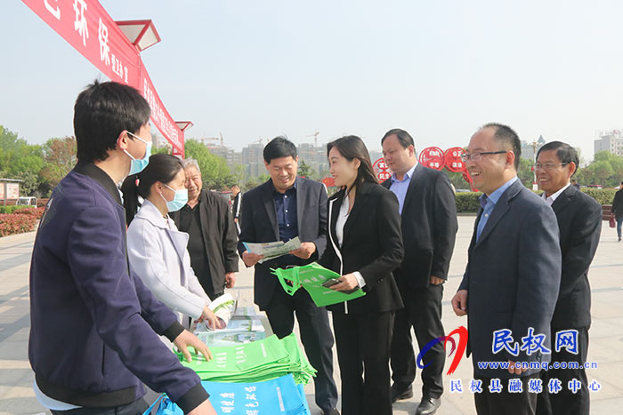 我縣開展第33個(gè)愛國衛(wèi)生月系列活動(dòng) 我縣開展第33個(gè)愛國衛(wèi)生月系列活動(dòng)