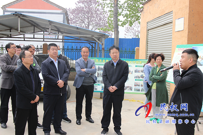 漯河市農(nóng)業(yè)農(nóng)村局蒞民參觀學(xué)習(xí)農(nóng)技推廣區(qū)域站運(yùn)營(yíng)管理工作開(kāi)展情況 漯河市農(nóng)業(yè)農(nóng)村局蒞民參觀學(xué)習(xí)農(nóng)技推廣區(qū)域站運(yùn)營(yíng)管理工作開(kāi)展情況