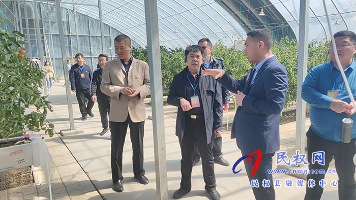 鄭州大學處級干部“學五中全會精神 建世界一流大學”專題培訓班(第四期)到民開展現(xiàn)場觀摩 鄭州大學處級干部“學五中全會精神 建世界一流大學”專題培訓班(第四期)到民開展現(xiàn)場觀摩