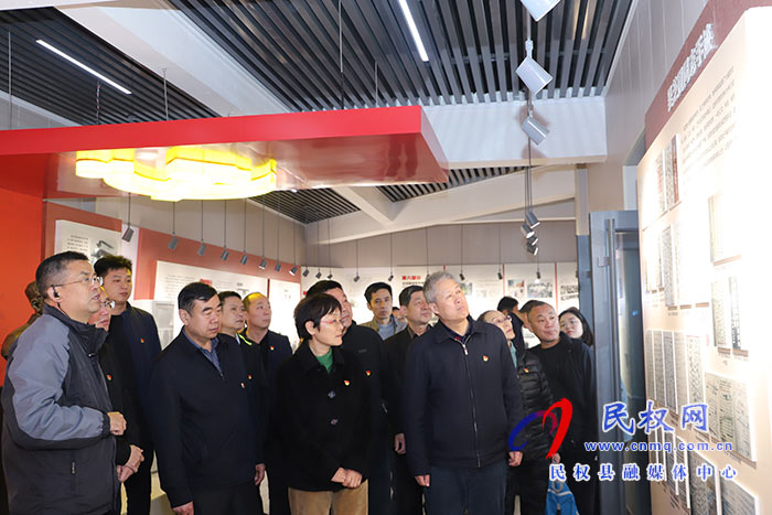 市委辦公室到民開展“接受紅色教育·傳承紅色基因·弘揚(yáng)革命精神”主題黨日活動(dòng)暨“低碳環(huán)保踐于行”徒步活動(dòng) 市委辦公室到民開展“接受紅色教育·傳承紅色基因·弘揚(yáng)革命精神”主題黨日活動(dòng)暨“低碳環(huán)保踐于行”徒步活動(dòng)