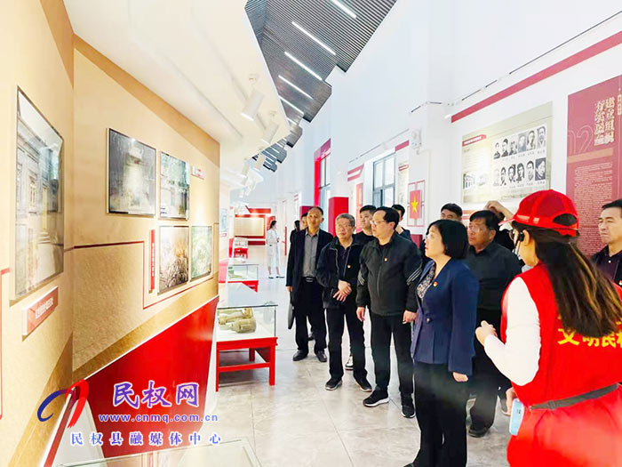 省政協(xié)文史館館長許文霞一行蒞民參觀學(xué)習(xí) 省政協(xié)文史館館長許文霞一行蒞民參觀學(xué)習(xí)