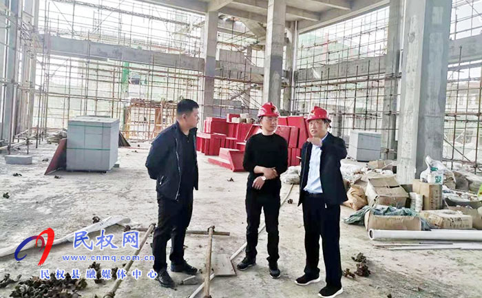 縣總工會黨組書記、主席瞿志君調(diào)研新建工人文化宮項目建設(shè)情況