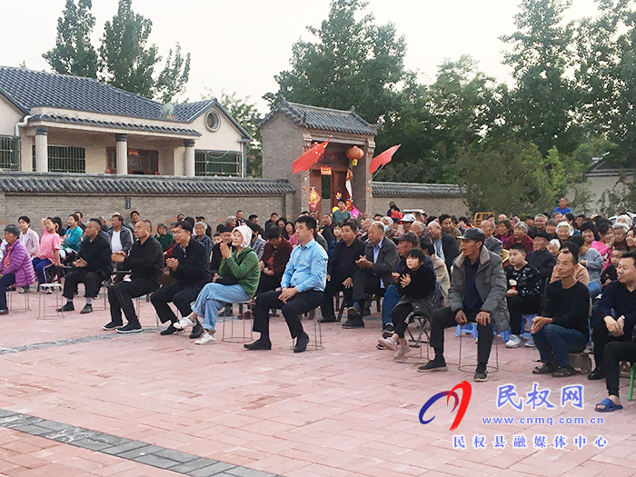 河南省話劇藝術(shù)中心舞臺藝術(shù)走進(jìn)水東紅色文旅小鎮(zhèn)秣坡 河南省話劇藝術(shù)中心舞臺藝術(shù)走進(jìn)水東紅色文旅小鎮(zhèn)秣坡