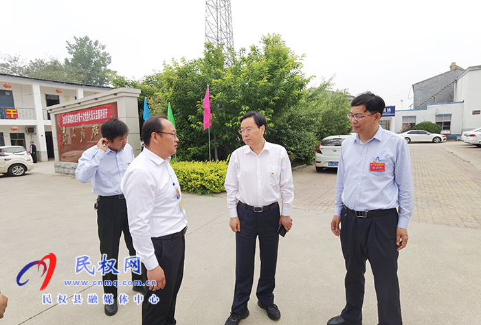市人大常委會副主任、縣委書記姬脈常調(diào)研鄉(xiāng)鎮(zhèn)換屆工作