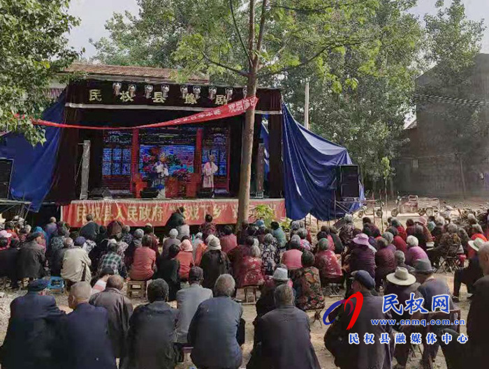 【我為群眾辦實事】孫六鎮(zhèn)開展送戲下鄉(xiāng)文藝演出暨學(xué)黨史感黨恩活動
