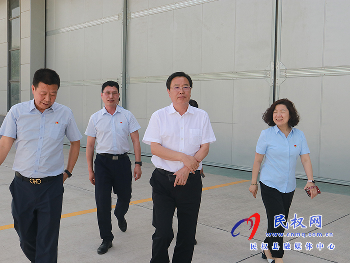 市人大常委會(huì)副主任、縣委書(shū)記姬脈常赴周口西華通用機(jī)場(chǎng)參觀考察