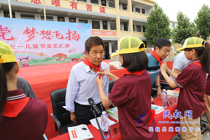 民權(quán)縣關(guān)工委:心系明天 關(guān)愛未來 民權(quán)縣關(guān)工委:心系明天 關(guān)愛未來