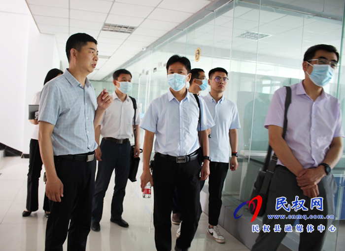 河南制冷學(xué)會秘書長隋繼學(xué)一行蒞民參觀指導(dǎo) 河南制冷學(xué)會秘書長隋繼學(xué)一行蒞民參觀指導(dǎo)