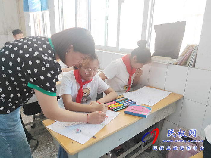 全國“愛眼日” 關(guān)注普遍的眼健康 全國“愛眼日” 關(guān)注普遍的眼健康
