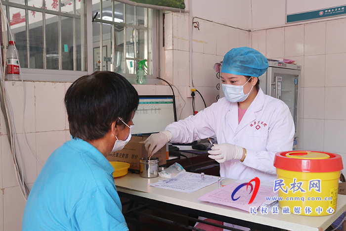 民權(quán):黨員“專車”?讓新冠疫苗接種有溫度 民權(quán):黨員“專車”?讓新冠疫苗接種有溫度