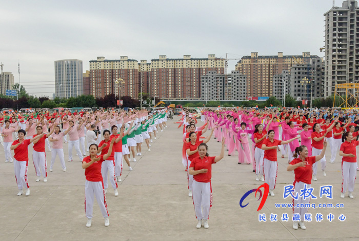 人和鎮(zhèn)紅衛(wèi)商城廣場(chǎng)舞隊(duì)參加商丘市第二屆“群星耀中原 舞動(dòng)新時(shí)代”慶祝建黨100周年暨河南省第五屆廣場(chǎng)舞大賽 人和鎮(zhèn)紅衛(wèi)商城廣場(chǎng)舞隊(duì)參加商丘市第二屆“群星耀中原 舞動(dòng)新時(shí)代”慶祝建黨100周年暨河南省第五屆廣場(chǎng)舞大賽