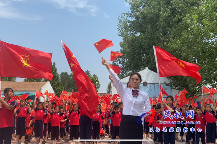 林七鄉(xiāng):用歌聲向建黨100周年獻(xiàn)禮 林七鄉(xiāng):用歌聲向建黨100周年獻(xiàn)禮