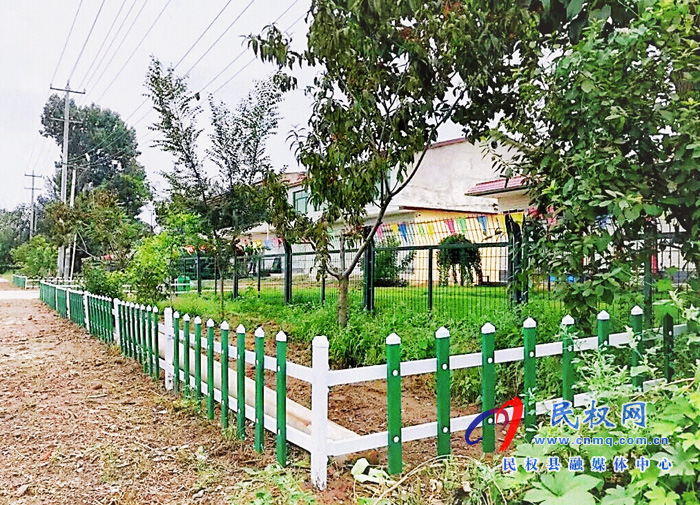 白云寺鎮(zhèn):小菜園美顏街景小廣場(chǎng)扮靚生活 白云寺鎮(zhèn):小菜園美顏街景小廣場(chǎng)扮靚生活