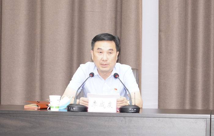 民權(quán)縣處級以上領(lǐng)導(dǎo)干部會(huì)議召開