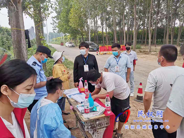 王莊寨鎮(zhèn)“三舉措”充分發(fā)揮人大代表作用助力疫情防控 王莊寨鎮(zhèn)“三舉措”充分發(fā)揮人大代表作用助力疫情防控