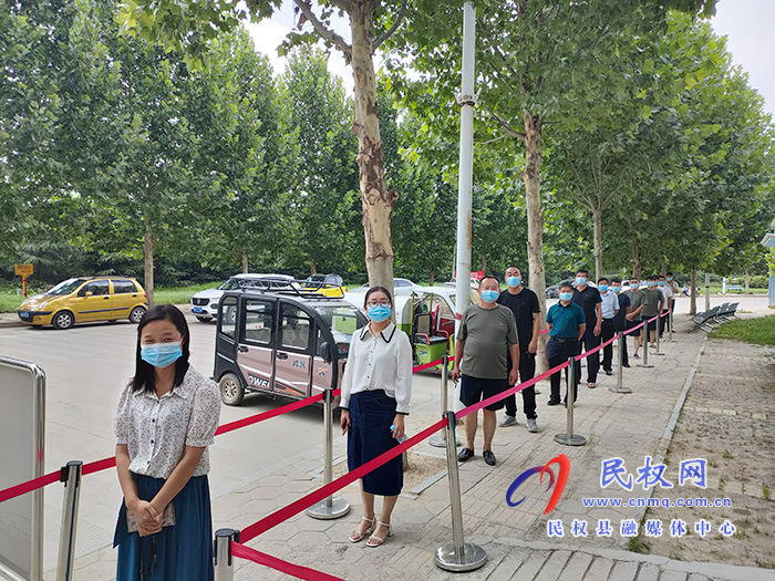 花園鄉(xiāng)迅速開啟第二輪核酸檢測(cè)工作 花園鄉(xiāng)迅速開啟第二輪核酸檢測(cè)工作