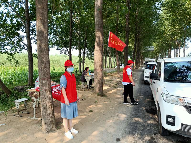 民權(quán)縣返鄉(xiāng)大學(xué)生筑起疫情防控“鐵壁銅墻” 民權(quán)縣返鄉(xiāng)大學(xué)生筑起疫情防控“鐵壁銅墻”