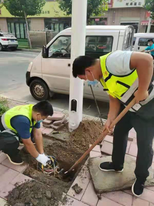 城管局路燈所：防疫情、保亮化、促安全