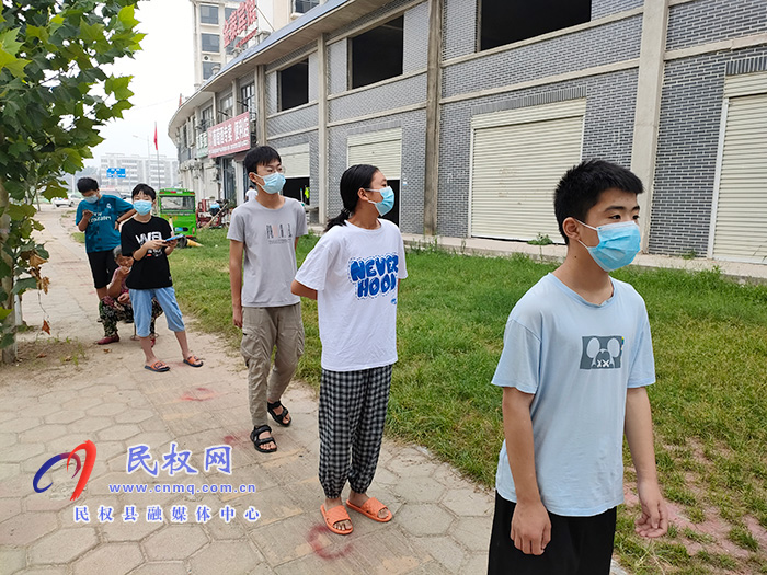 花園鄉(xiāng)高效暖心推進第三輪全員核酸檢測