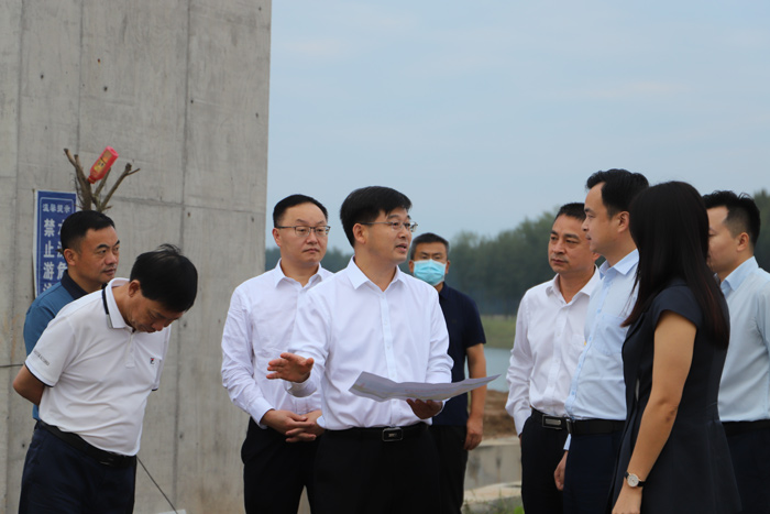 中國(guó)光彩事業(yè)國(guó)際投資集團(tuán)執(zhí)行總裁陳江濤一行蒞民調(diào)研 中國(guó)光彩事業(yè)國(guó)際投資集團(tuán)執(zhí)行總裁陳江濤一行蒞民調(diào)研