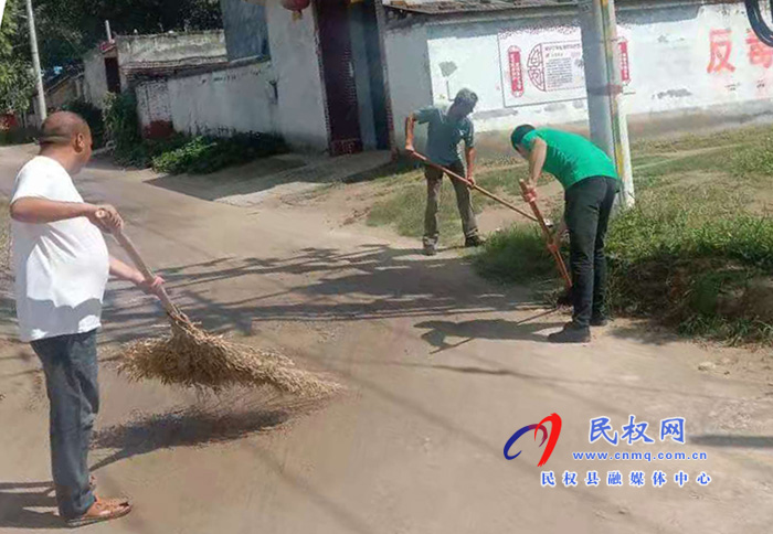 王橋鎮(zhèn):扎實開展人居環(huán)境整治 讓房前屋后“靚”起來 王橋鎮(zhèn):扎實開展人居環(huán)境整治 讓房前屋后“靚”起來