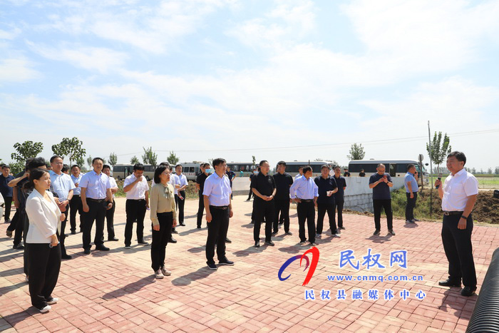我縣開展2021年上半年鄉(xiāng)鎮(zhèn)（街道）重點(diǎn)工作巡查觀摩活動
