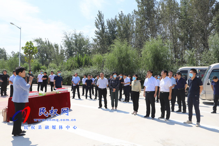 我縣開展2021年上半年鄉(xiāng)鎮(zhèn)（街道）重點(diǎn)工作巡查觀摩活動