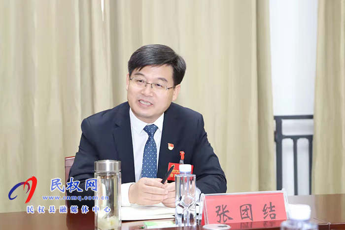 縣委書記張團結(jié)參加雙塔鎮(zhèn)代表團討論 縣委書記張團結(jié)參加雙塔鎮(zhèn)代表團討論