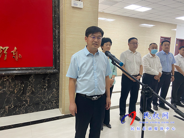 縣領(lǐng)導(dǎo)看望慰問人大代表 縣領(lǐng)導(dǎo)看望慰問人大代表