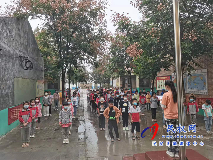 民權(quán)縣中小學(xué)校普及“護(hù)苗·第一課” 民權(quán)縣中小學(xué)校普及“護(hù)苗·第一課”