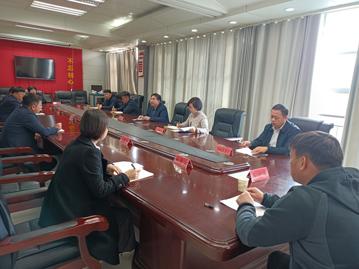 我縣召開清理高速公路沿線廣告設(shè)施專項行動促進(jìn)會