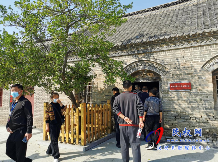 商丘市推進(jìn)新時(shí)代基層干部主題培訓(xùn)行動(dòng)示范培訓(xùn)班赴睢陽區(qū)開展現(xiàn)場(chǎng)觀摩學(xué)習(xí)