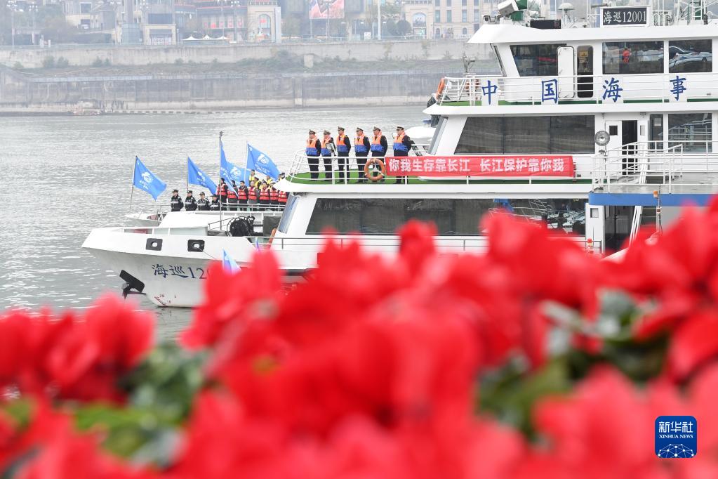新思想引領(lǐng)新征程·時(shí)代答卷丨一江碧水奔流 一派新貌展現(xiàn)——習(xí)近平總書(shū)記謀劃推動(dòng)長(zhǎng)江經(jīng)濟(jì)帶發(fā)展譜寫新篇章 新思想引領(lǐng)新征程·時(shí)代答卷丨一江碧水奔流 一派新貌展現(xiàn)——習(xí)近平總書(shū)記謀劃推動(dòng)長(zhǎng)江經(jīng)濟(jì)帶發(fā)展譜寫新篇章