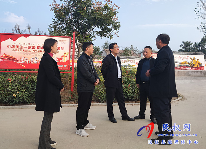 縣委常委、統(tǒng)戰(zhàn)部長李君到伯黨鄉(xiāng)調(diào)研民族宗教工作